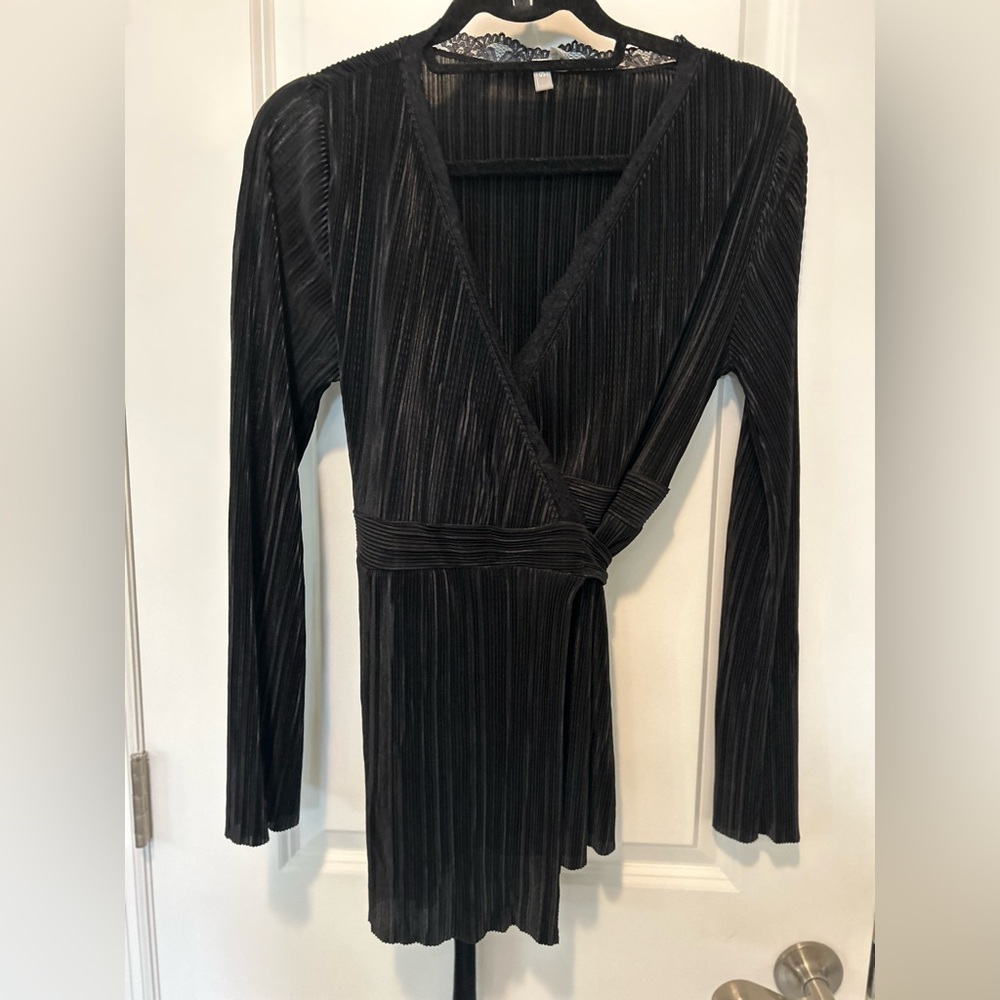 ASOS Maternity - Black Long Sleeve Top with Lace detail